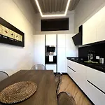 Apartment Sulla Via Del Sole *