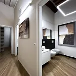 Sulla Via Del Sole Apartment *