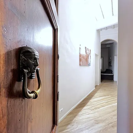 Sulla Via Del Sole Siena