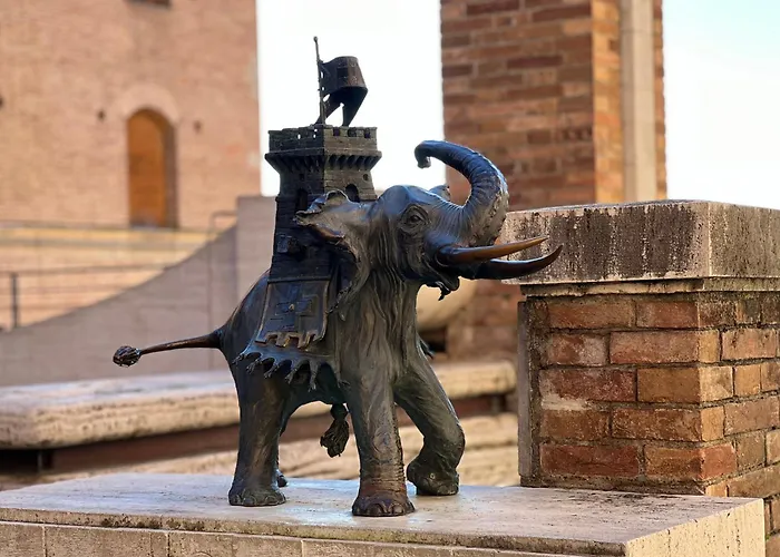 Sulla Via Del Sole Siena