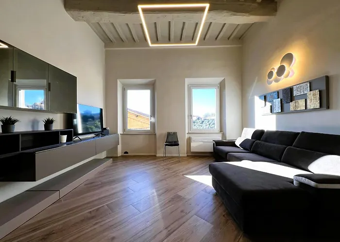 Daire Sulla Via Del Sole