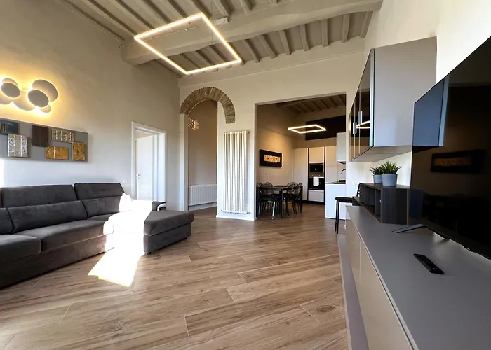 Sulla Via Del Sole Апартаменти *