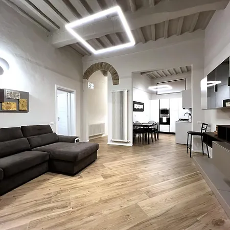 Sulla Via Del Sole Apartament *